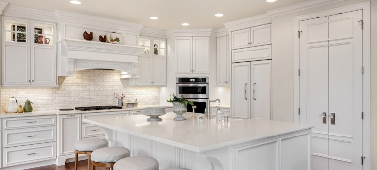 Refacing Or Replacing Kitchen Cabinets? The Pros And Cons Of Each Option